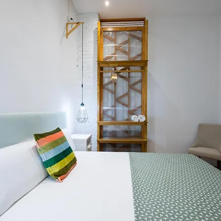 Florit Flats - The Vella * Valencia