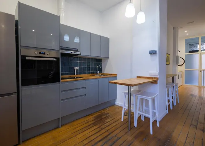 Florit Flats - The Vella