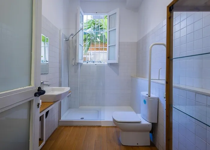 Florit Flats - The Vella Apartment *