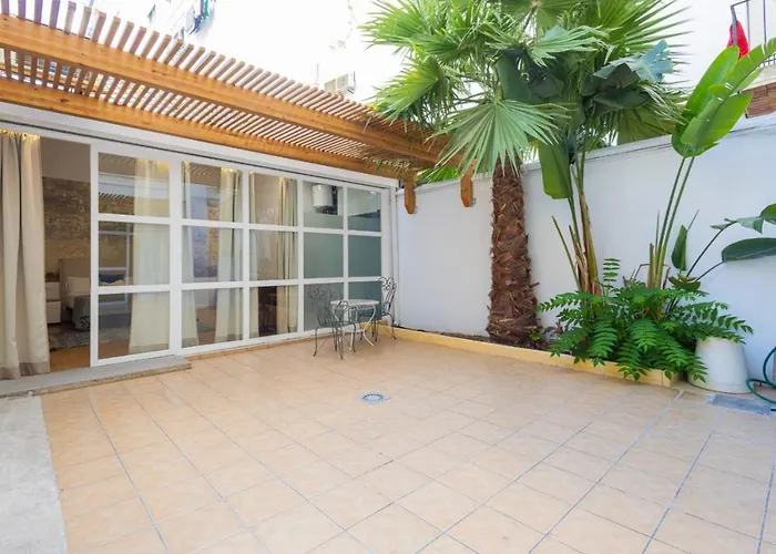 Florit Flats - The Vella